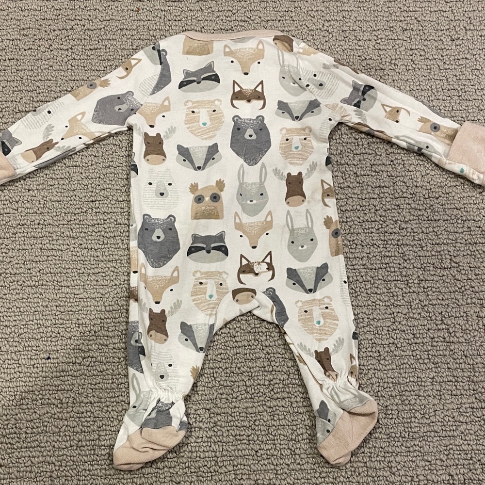 Cloud Island Animal Print newborn-3M size Footie in Cream & Tan - Picture 5 of 7